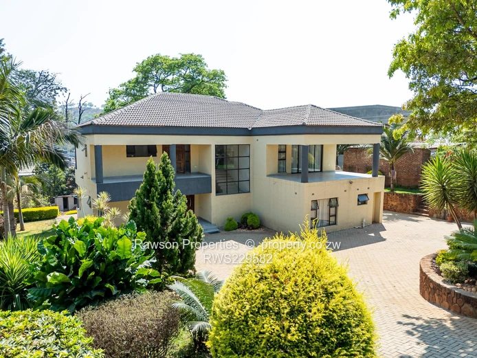 Beautiful Home For Sale (Sole Mandate)