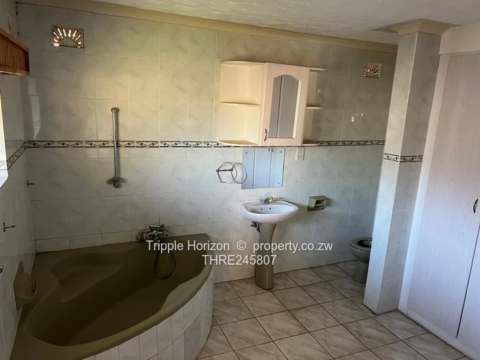 Avonlea 3-Bed Family Home with Pool & Staff Quarters