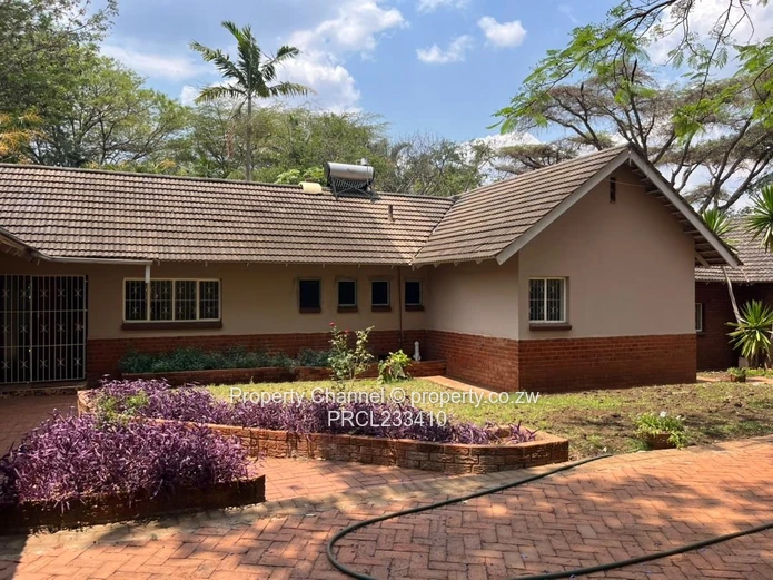 Spacious and Elegant Family Home in Leafy Chisipite Suburb