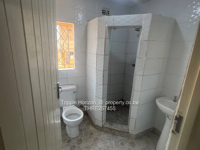 Investors Delight in Kuwadzana Extension , Deeds !!