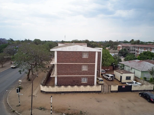 3 Bedroom Flat & Apartment