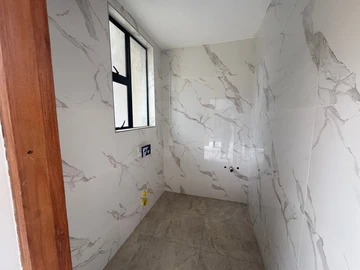 8 Unit Townhouse Complex