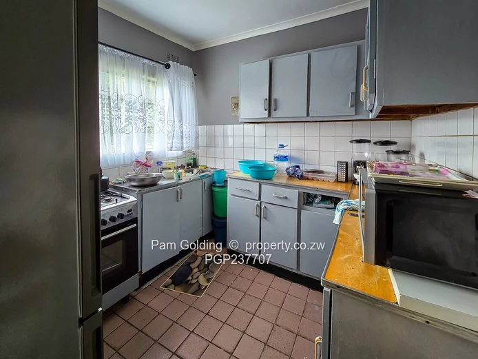 Four Bed Property With Great Potential (Sole Mandate)