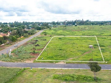 Commercial & Industrial Land