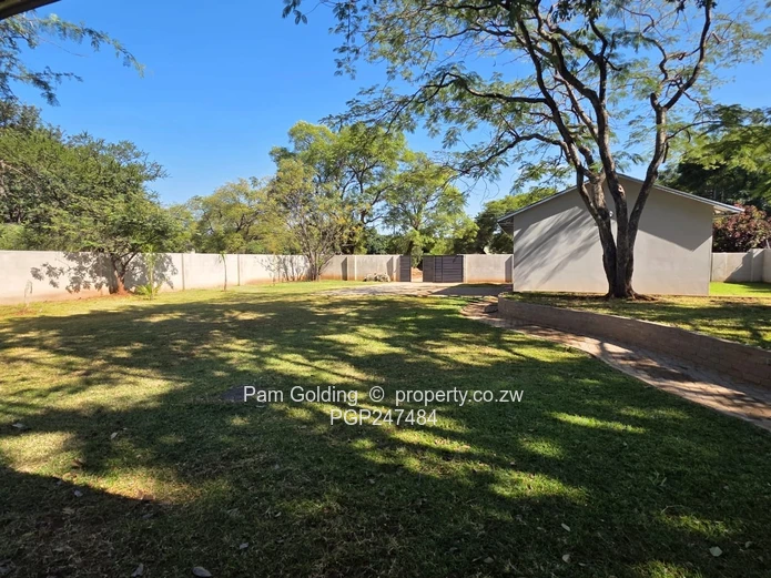 Sleek & Stylish 3 Bedroom Ensuite Residence