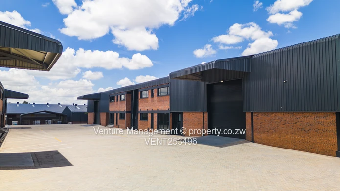 Prime 915sqm Warehouse  Rent – Off Airport Road