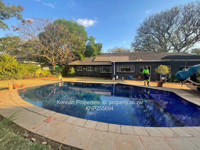 Great Opportunity In Alex Park