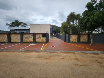 Modern Townhouse for sale. 