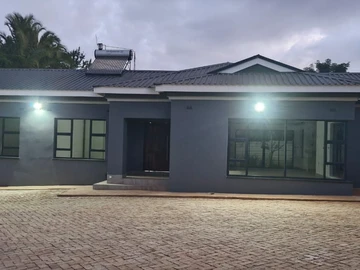 2 Bedroom Garden Flat