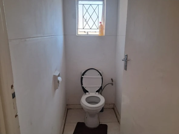 3 Bedroom Flat & Apartment