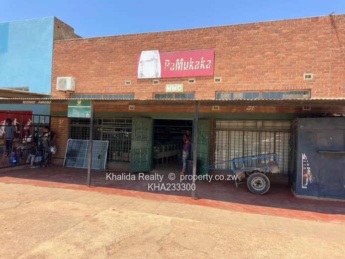 Ngezi Commercial Property in Kadoma For Sale 