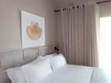 4 Bedroom Garden Flat