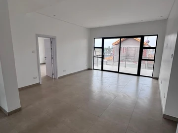 4 Bedroom Flat & Apartment