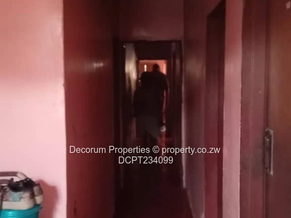 5-Bed Home on 430m² in Budiriro 5— Access Control