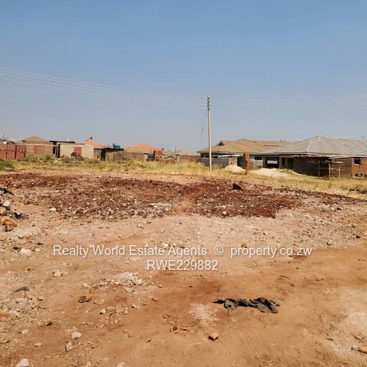 Tynwald Stand For Sale - Corner Stand - Close to Madokero Mall
