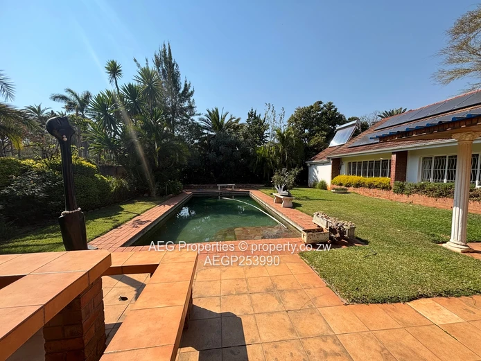 5 Bed House To Rent EmeraldHill