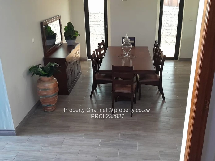 4 Bedrooms All en suite Extra Ultra Modern