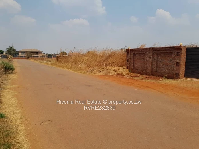 Prime 1400sqm stand for sale in Mt Pleasant Heights