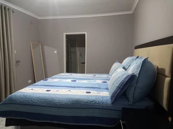 6 Bedroom House