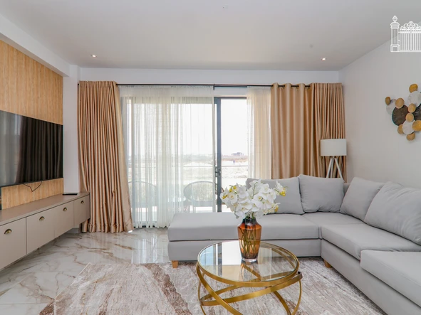 Flat & Apartment