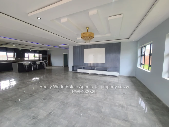 Exceptional 7-Bedroom Home with Agribusiness Potential – Ziko, Chitungwiza (Sole Mandate)