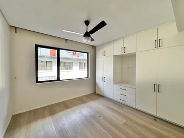 3 Bedroom Garden Flat