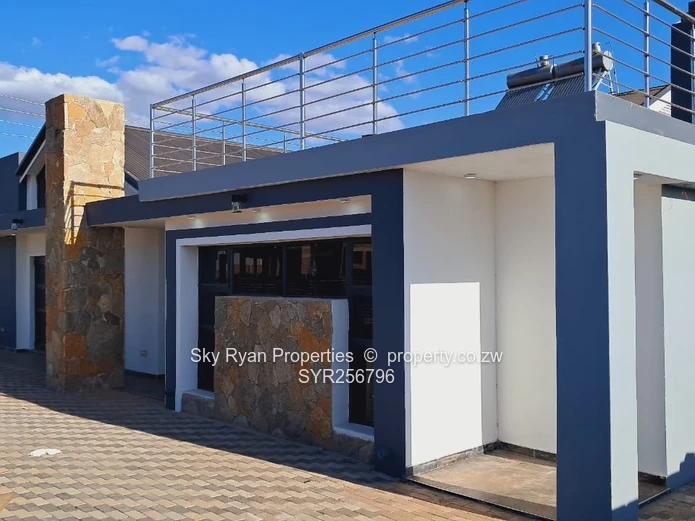 Nyeredzi Ridge, Pomona House For Sale 