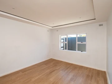 3 Bedroom Garden Flat