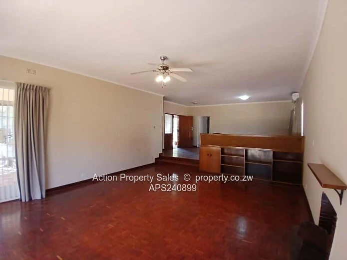 Secure Family Home In Highlands! 