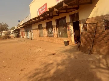 Commercial & Industrial Land