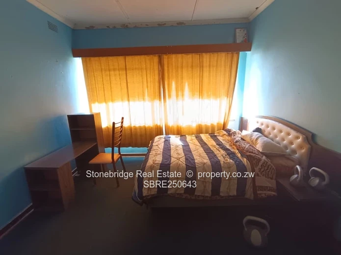 3 Bedroom House n Northend For Rental