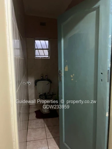 3 bed house for sale in Bloomingdale