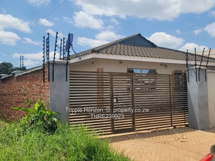 5-Bed Warren Park Home with Tank, Secure Paved Yard