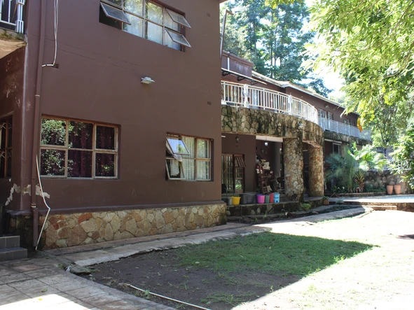 Prestigious Double-Storey Residence in Greystone Park