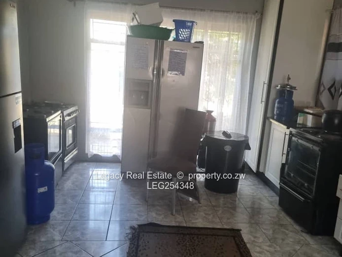 The Grange: 3-Bed Facebrick Home on 2,340m² — Flatlet & Fitted Kitchen (Sole Mandate)