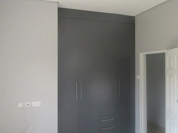 3 Bedroom Flat & Apartment