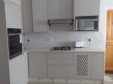 3 Bedroom Garden Flat