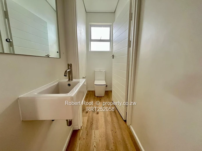 3 bed modern cluster home in Borrowdale Brooke