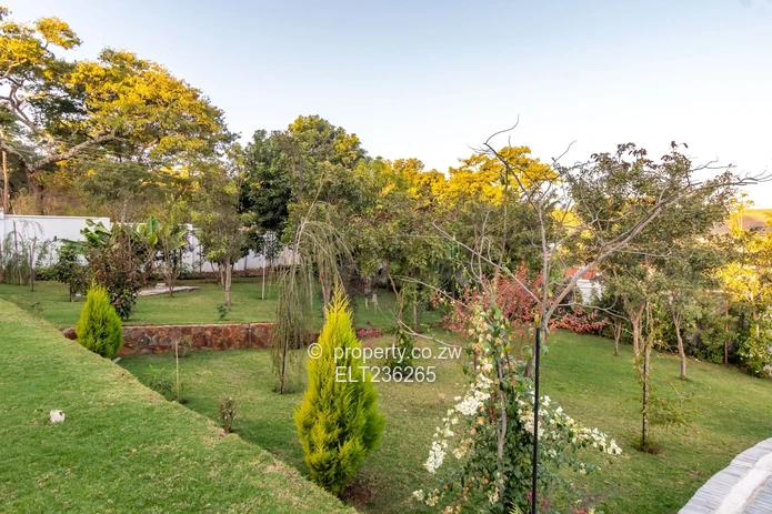 Carrick Creek Estate  Exquisite Luxury Living on 2,000sqm