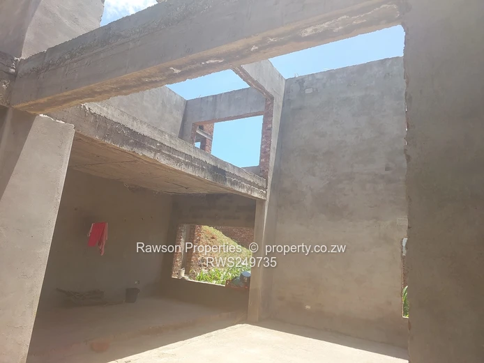Unfinished split-level 4-bed with panoramic Brookview views (Sole Mandate)