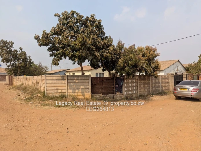 Walled Norton 2-Bed Bungalow on Main Road with Verandah (Sole Mandate)