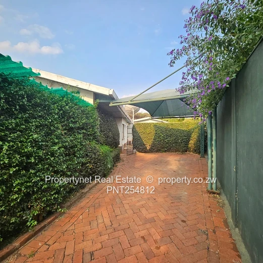 The Good Old Alex Park – Classic Family Home