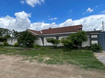 Waterfalls Picnic House For Sale