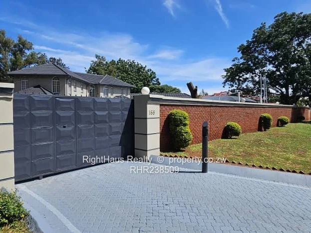 Experience The Perfect Blend Of Luxury And Comfort In This Exclusive Secured Residence.