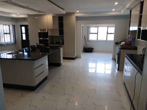 5 Bedroom House