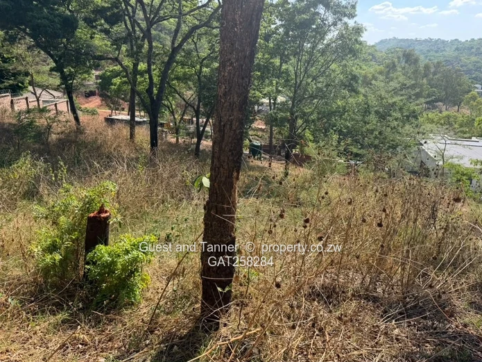 Vacant 2,500 m² Panhandle Stand for Sale in Glen Lorne, Harare 