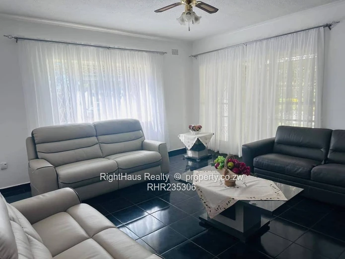 Executive 4 Bedroom Residence In Prime Hillside Location