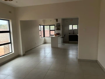 4 Bedroom Flat & Apartment