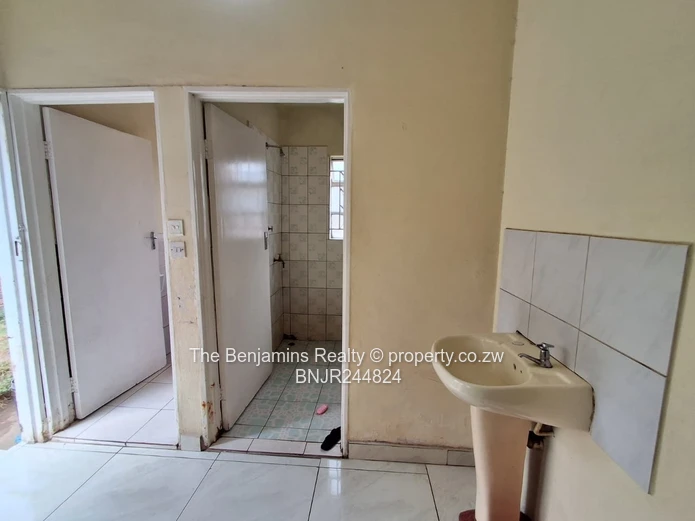 Budiriro 4 – Neat Home for Sale