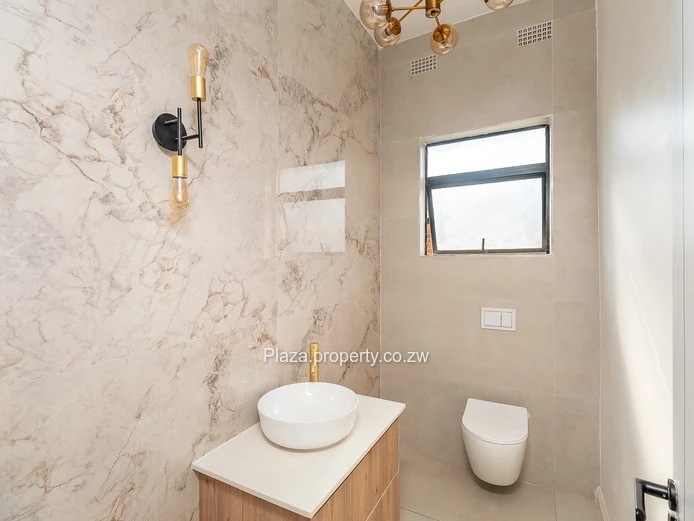 A Private Sanctuary of Modern Elegance